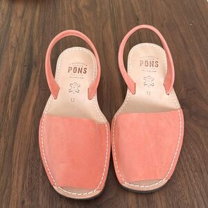 NEVER WORN avarca pons